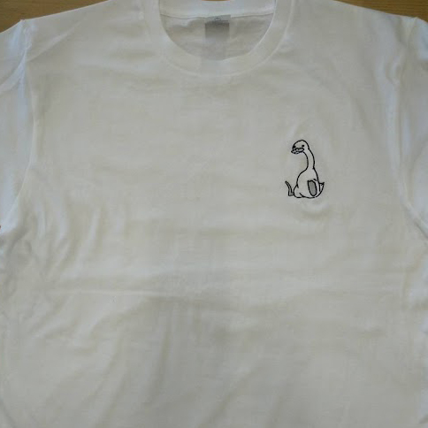 Ｔシャツ 【ロゴ刺繍】 左胸・縦7.2cm×横5cm程度