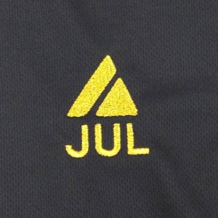 ポロシャツ  【ロゴ刺繍】  左胸・横4cm(縦4.7cm程)