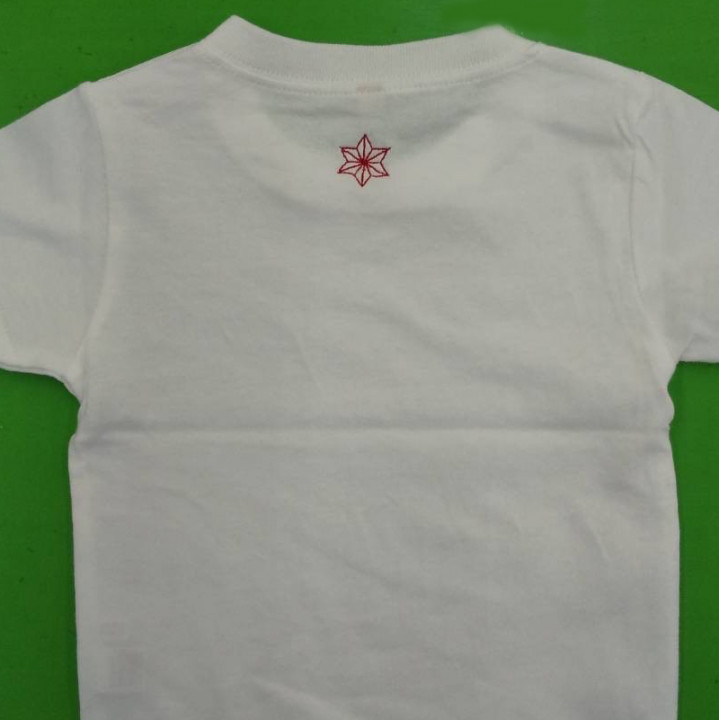 Ｔシャツ 【ロゴ刺繍】 背面襟下・縦2.5cm×横2.2cm程度