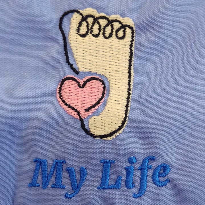 シャツ〈お持込み〉 【ロゴ刺繍】 左胸・縦5cm×横3.8cm程度