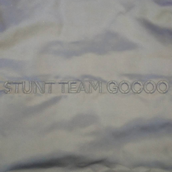 MA-1〈お持込み〉 【ロゴ刺繍】 背面上部・縦1.7cm×横22cm程度