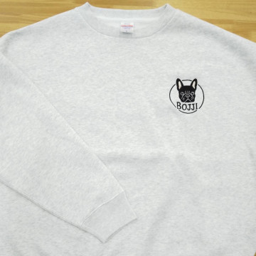 スウェット 【ロゴ刺繍】 左胸・縦8cm×横8cm程度