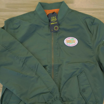 MA-1ワッペン縫い付け 【刺繍ワッペン】 左胸・縦5.5cm×横8cm程度（フチ込み）