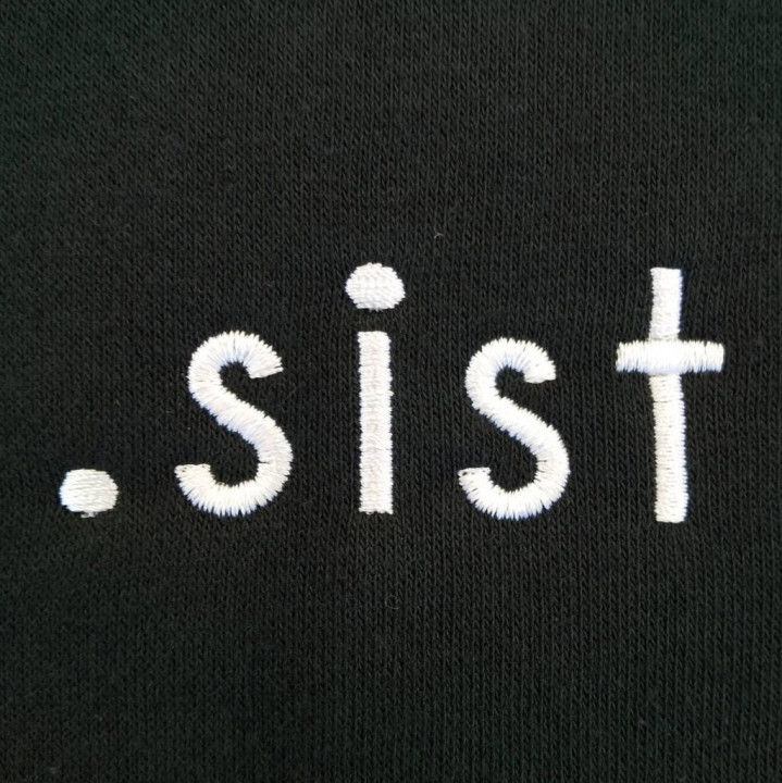 スウェット 【ロゴ刺繍】 胸中央・縦2.3cm×横6cm程度