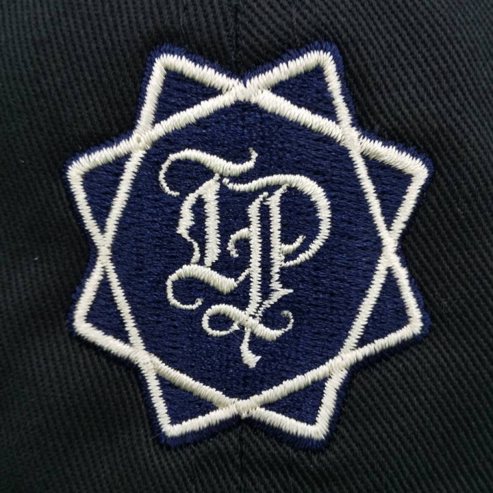 キャップ 【ロゴ刺繍】 フロント・縦4cm×横4cm程度
