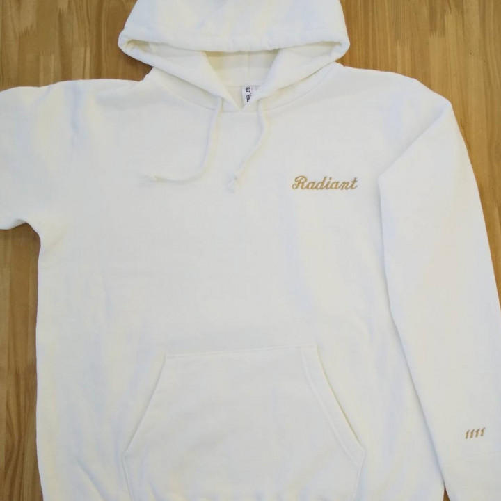 パーカー 【ネーム刺繍：筆記体】 左胸・横9.5cm