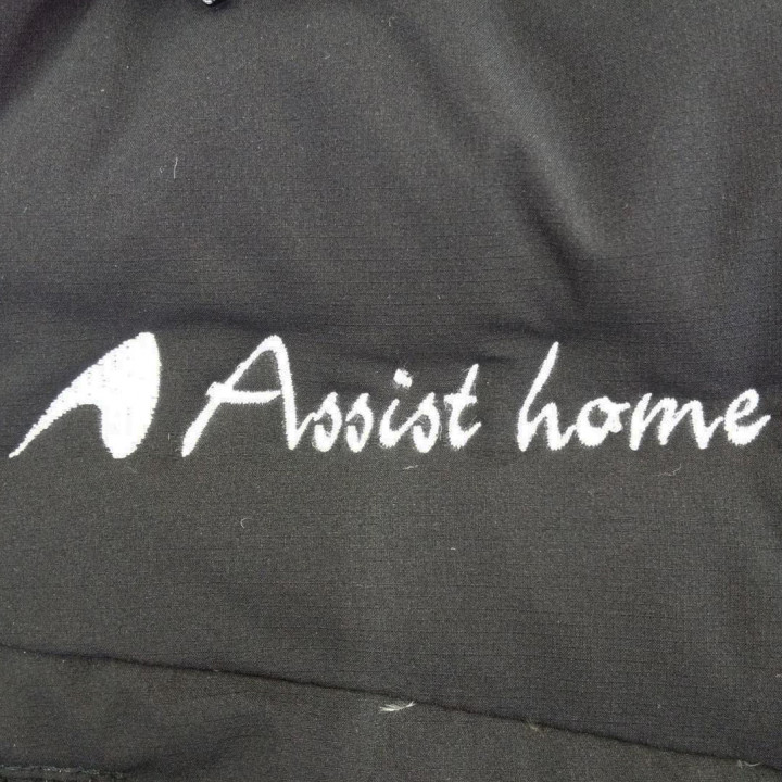 ダウンコート〈お持込み〉 【ロゴ刺繍】 左胸・縦1.5cm×横10cm程度