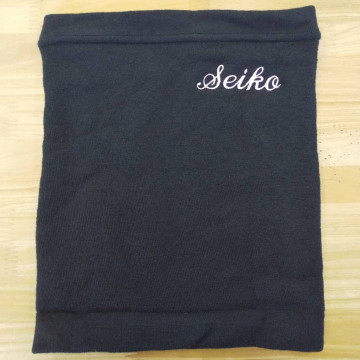 ネックウォーマ 【ネーム刺繍:筆記体】 前面左上・1文字2cm