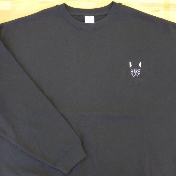 スウェット 【ロゴ刺繍】 左胸・縦8cm×横8cm程度