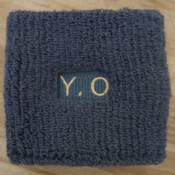 リストバンド 【ネーム刺繍：ゴシック体】 正面中央・1文字1cm（土台あり））