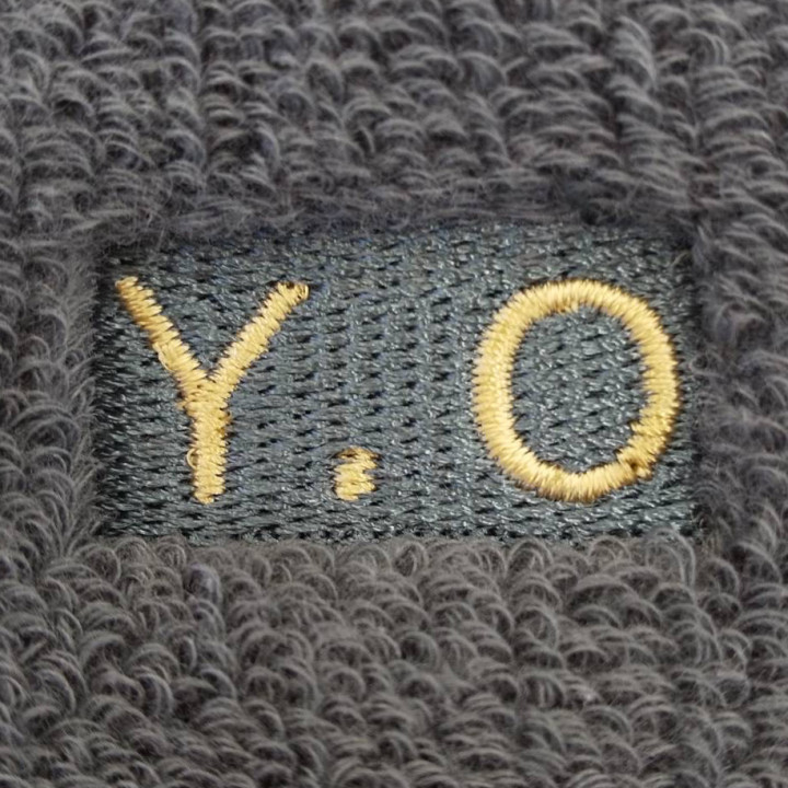 リストバンド 【ネーム刺繍：ゴシック体】 正面中央・1文字1cm（土台あり）