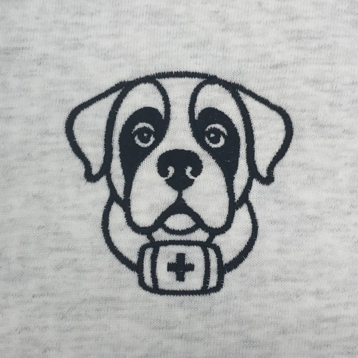 Tシャツ 【ロゴ刺繍】 左胸・縦6.5cm×横6.5cm程度