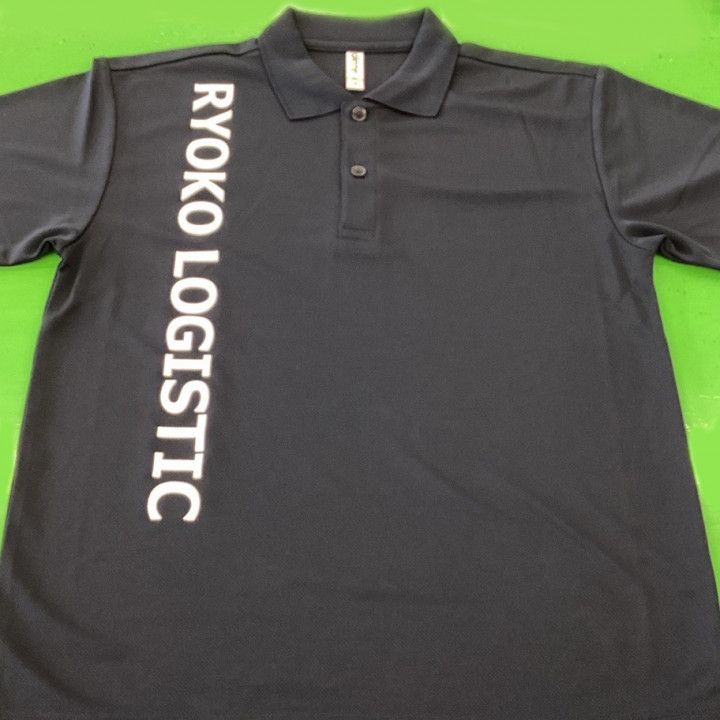 ポロシャツ 【シルクプリント】 前面右側・縦45cm×横3.7cm程度