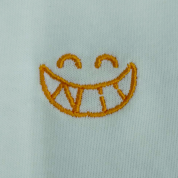 Tシャツ  【ロゴ刺繍】  左胸・縦2cm×横3cm程度