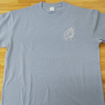 Tシャツ 【ロゴ刺繍】 左胸・縦10cm×横8cm程度